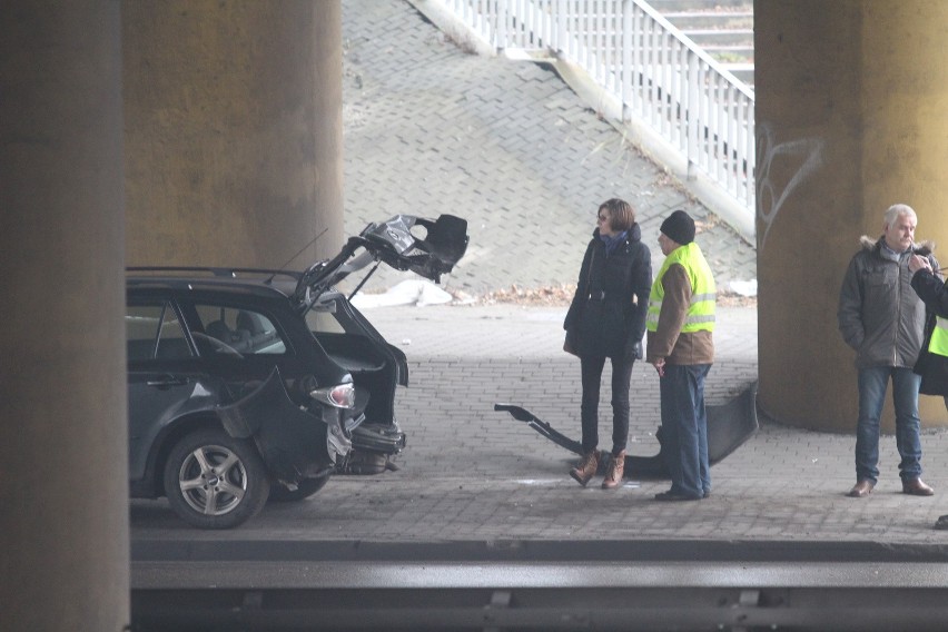 Wypadek na DTŚ zakończył się tragiczną śmiercią 24-latka....