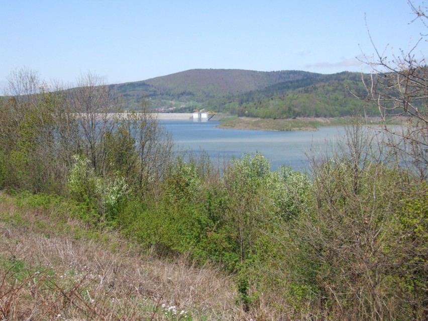 Przyszłe jezioro Mucharskie po deszczach już pełne wody [ZDJĘCIA]