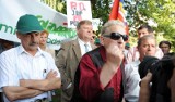 Szczecin: Protest rolników. - Zmietliśmy Buzka, zmieciemy też Tuska