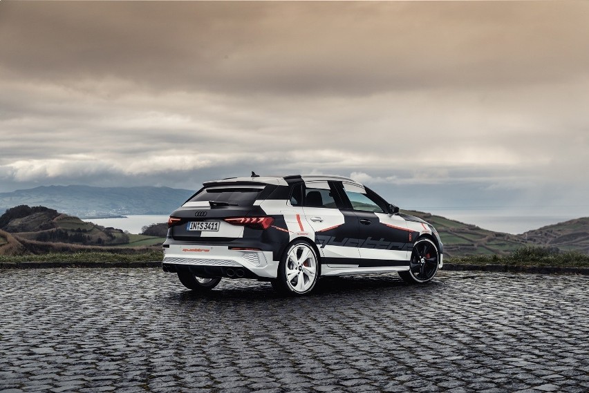 Audi A3 Sportback czwartej generacji jeszcze w masującym...