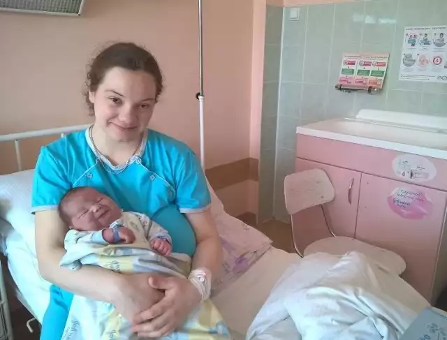 Ksawery przyszedł na świat w Świętochłowicach. Ma 5,7 kg. Mama i dziecko czują się dobrze