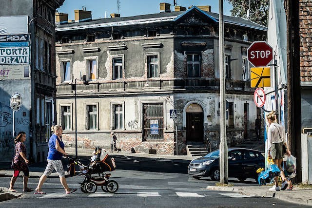 Jedno z nielicznych miejsc, w których mieszkania nie poszły znacznie w górę to stare Szwederowo, ale i tu sytuacja powoli się zmienia.