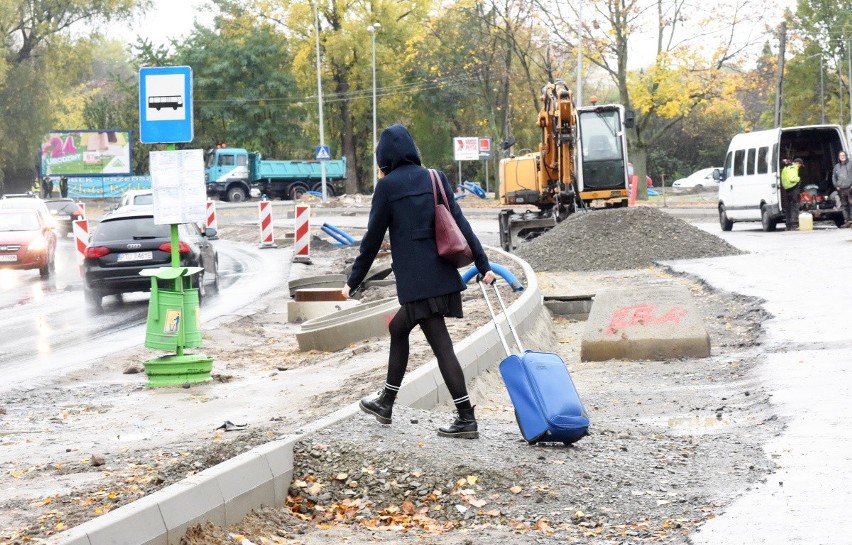 Trwa remont ulicy Zjednoczenia. Mieszkańcy muszą teraz...