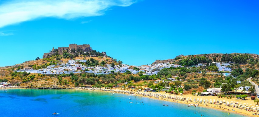 Grecja stara się odzyskać zaufanie turystów po szalejących w...