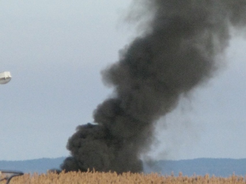 Kąty Rybackie: Motolotnia zapaliła się w czasie lotu. 2 osoby zostały ranne [ZDJĘCIA]