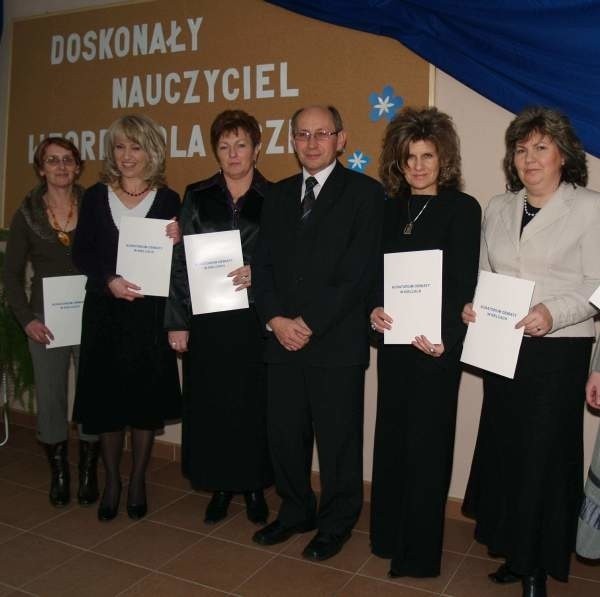Sześć nauczycielek z powiatu pińczowskiego znalazło się w gronie awansowanych do stopnia nauczyciela dyplomowanego.