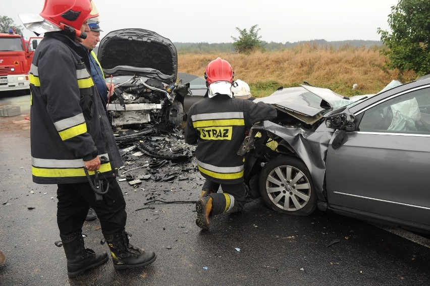 Do zderzenia czołowego dwóch aut doszło w czwartek, 30...