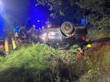 19-latka dachowała w nocy w BMW na drodze w Ligocie Turawskiej [ZDJĘCIA]