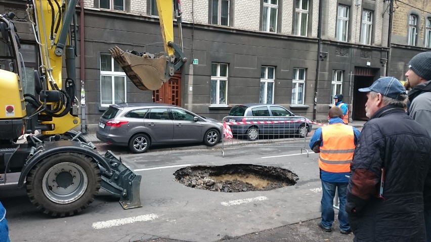 Dziura na Kilińskiego w Katowicach