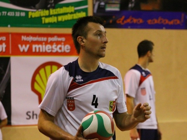 Wojciech Szczurowski w ostatnich dniach narzekał na drobny uraz, ale przeciw zespołowi z Gdańska powinien zagrać.