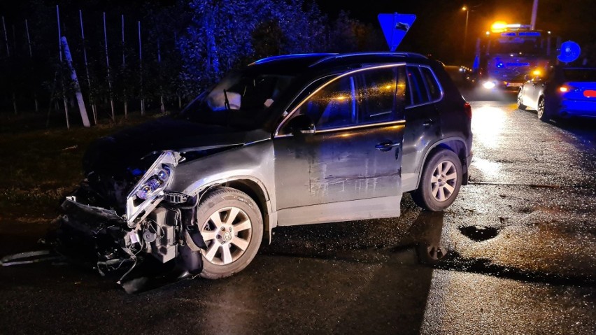 Wypadek w gminie Pniewy. Na drodze w Michrówku zderzyły się dwa samochody