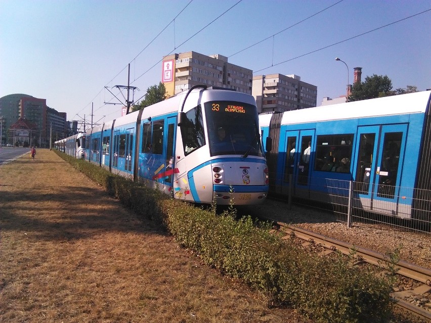 Tramwaj zepsuł się na Legnickiej. Opóźnienia wszystkich linii w kierunku centrum