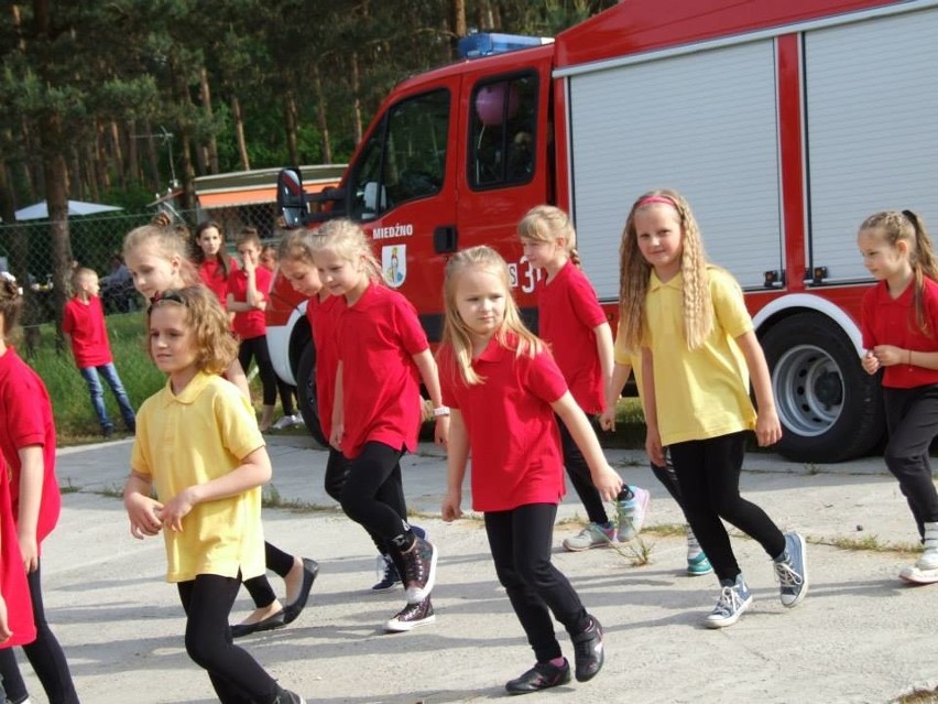 Piknik na Kocyku nad zalewem w Ostrowach