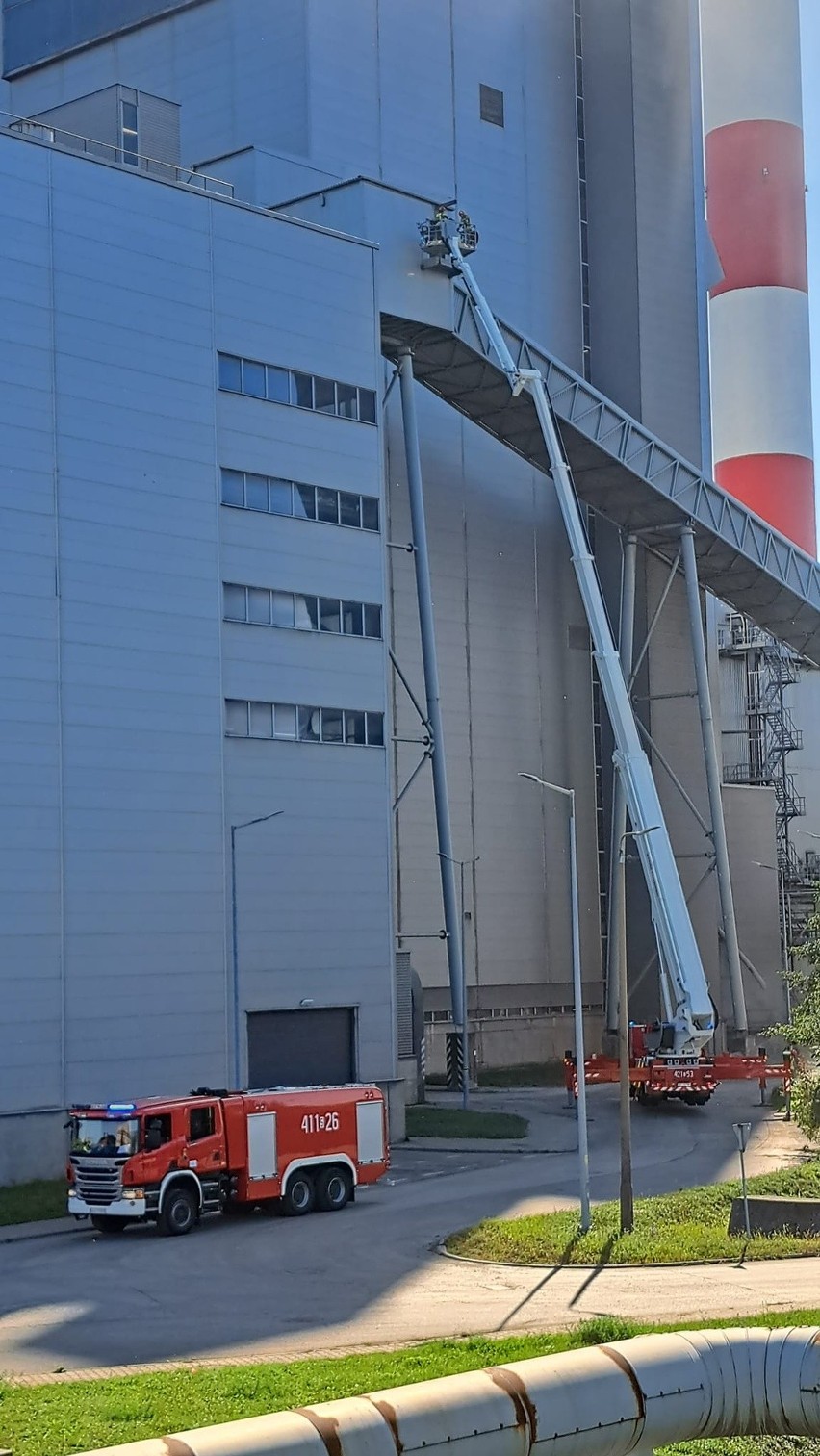 Pożar w elektrociepłowni CEZ Chorzów. Doszło do zapłonu węgla