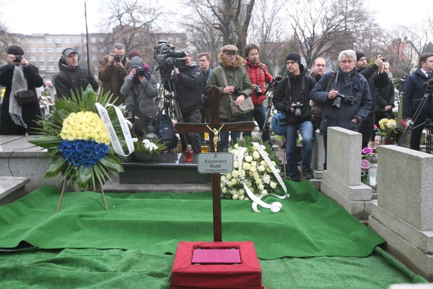 Kazimierz Kutz został pochowany w Katowicach na cmentarzu...