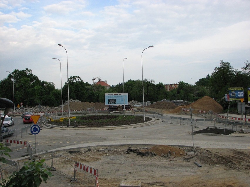 Wrocław: Można już jeździć rondem na Psim Polu 