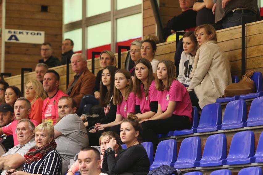 Byłeś na meczu piłkarek ręcznych Korony Handball Kielce z Sanem Jarosław? Zobacz się na zdjęciach