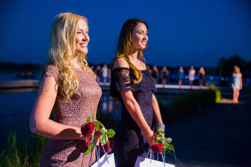 Gala finałowa Miss Lata 2016 odbyła się wieczorem na plaży w...