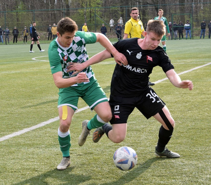 3 liga. Wisłoka Dębica pewnie ograła rezerwy Cracovii. Wszystkie gole padły w pierwszej połowie