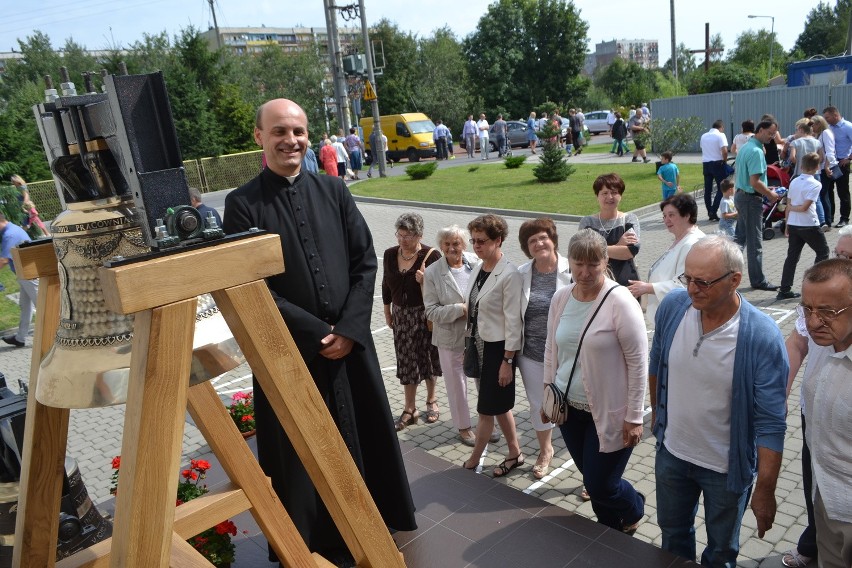 Rybnik: Nowa parafia Matki Boskiej Częstochowskiej w Rybniku...