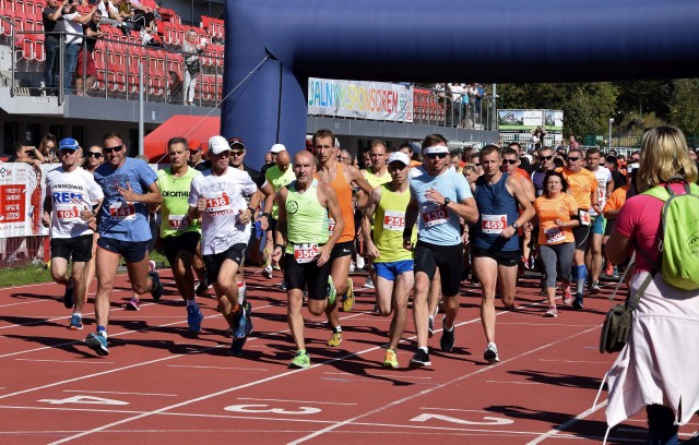 Odbył się Orange Run 2019, trzeci z cyklu biegów Four Colours Grand Prix Inowrocławia. Na zdjęciach migawki ze startu i trasy biegów na 5 i 10 kilometrów.