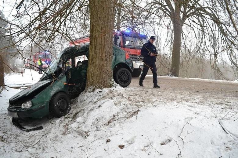 Nie żyje 19-latka, która walczyła o życie po wypadku, do którego doszło 27 stycznia na trasie Egiertowo - Nowa Karczma 