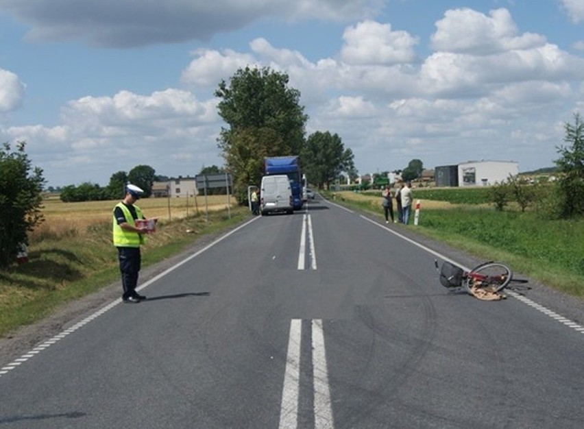 Do wypadku doszło na drodze krajowej nr 62 w pobliżu Kąkowej...