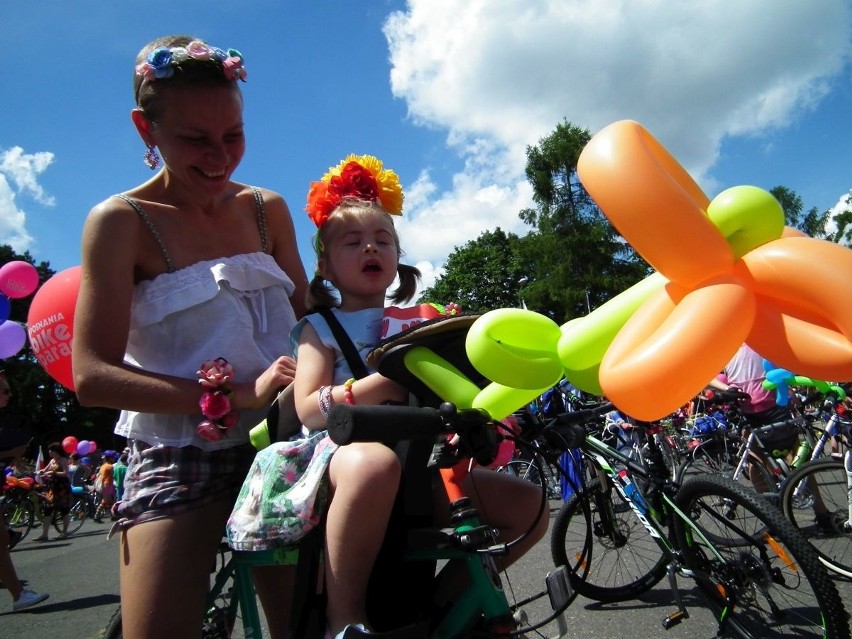 Posnania Bike Parade w stylu flower power