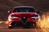 Alfa Romeo Giulia. Co zawiera podstawowe wyposażenie? 