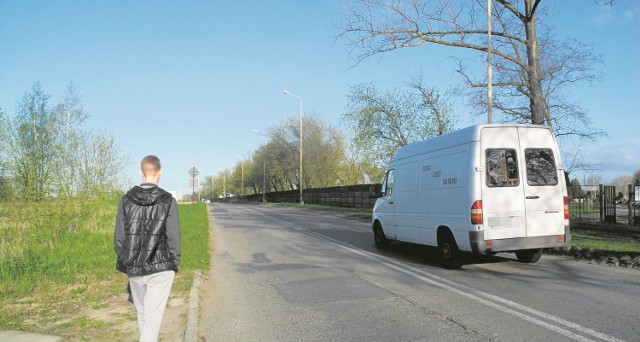 Jedną z inwestycji drogowych, które mają być zrealizowane z  pieniędzy zaplanowanych na drogę w Golczewie, będzie budowa ścieżki rowerowej. Będzie biegła od tego miejsca do  ronda