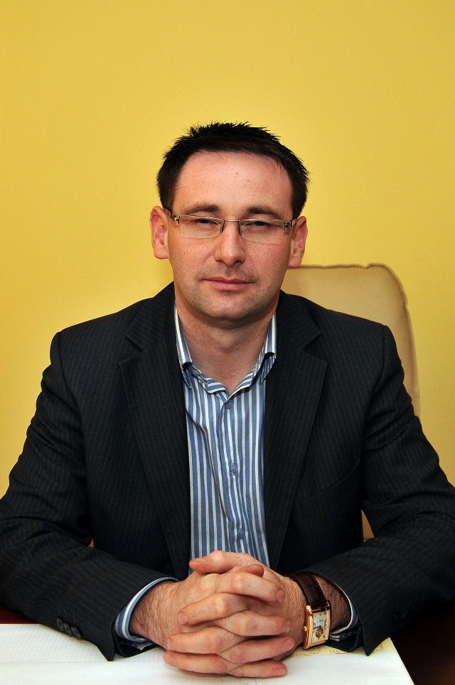 Daniel Obajtek pełnił obowiązki prezesa Agencji Restrukturyzacji i Modernizacji Rolnictwa od 27 listopada 2015 roku. 13 stycznia został powołany na stanowisko prezesa
