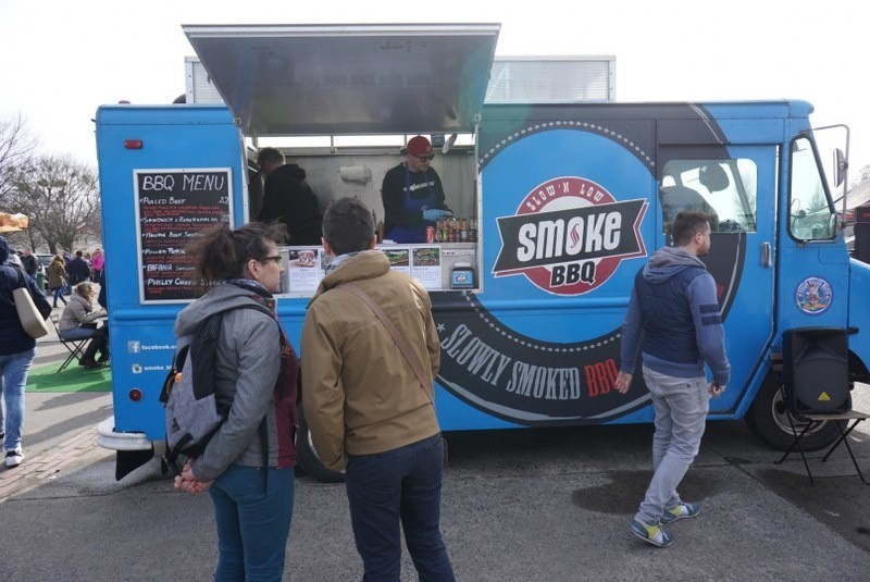 Park Kasprowicza opanowały food trucki