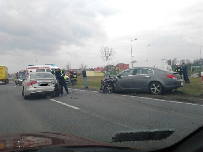 Wypadek w Czekanowie: Cztery samochody zderzyły się na...