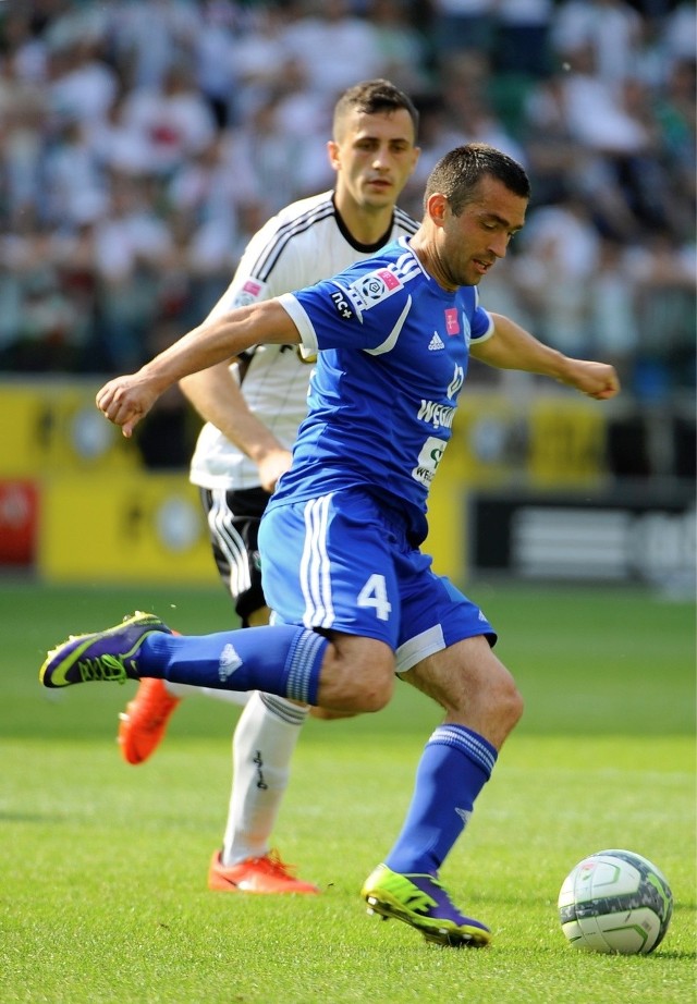 25.05.2014 warszawa mecz ekstraklasy pomiedzy legia warszawa a ruch chorzow rozegrany na stadionie legii przy ul. lazienkowskiej w warszawie - legia ruch pilka pilkarz mecz pilkarze sedzia bramka stadion pepsi arena trybuna trybuny kamera kamerzysta telewizja nz- lukasz surma fot bartek syta