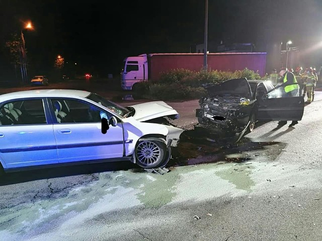 Wypadek w Namysłowie, ranne cztery osoby.