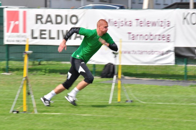 Kamil Beszczyński trenuje z Siarką Tarnobrzeg.