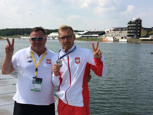 Trener Marek Ploch z Piotrem Kuletą (z prawej).