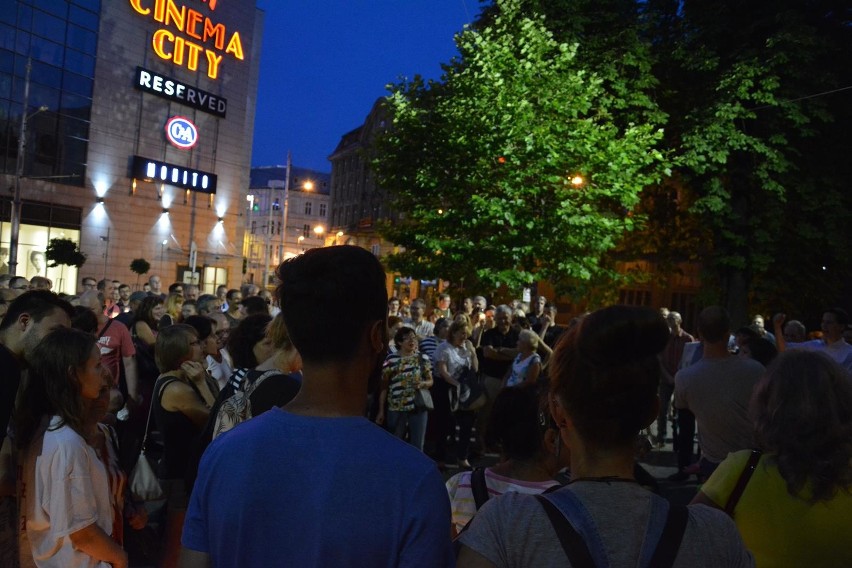 Protest przed sądem w Bytomiu ZDJĘCIA