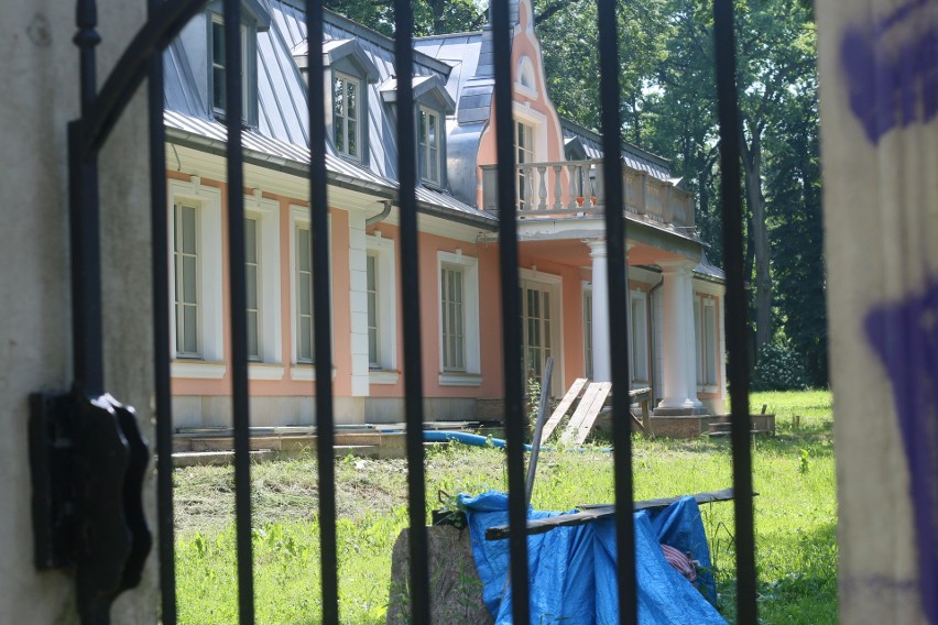 Mieszkańcy nie ustępują w sprawie zabudowy parku na Węglinie w Lublinie 