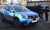 Policjanci z Ozimka otrzymali nowy radiowóz. To dacia duster