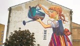David Attenborough docenił Dziewczynkę z konewką. Białostocki mural zachwycił najsłynniejszego przyrodnika świata