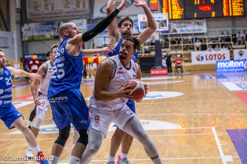 PGE Spójnia Stargard - MKS Dąbrowa Górnicza 75:71. Pierwszy triumf gospodarzy. ZDJĘCIA