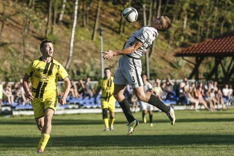 Blisko sensacji w Chmielniku. Resovia wygrała 1:0 [ZDJĘCIA]