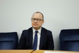 Rzecznik Praw Obywatelskich interweniuje w sprawie wniosku o odwołanie z zawodu dr Pawła Grzesiowskiego