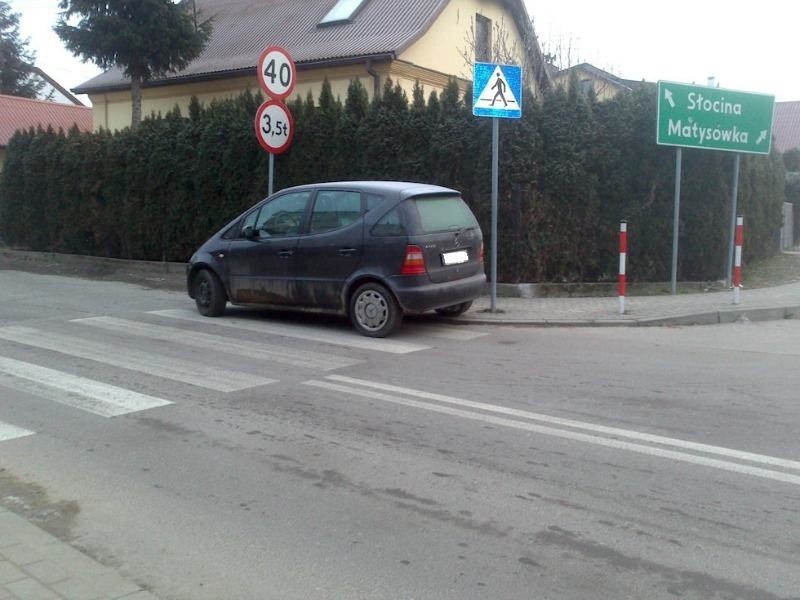 Jak oni parkują: pogromcy pasów