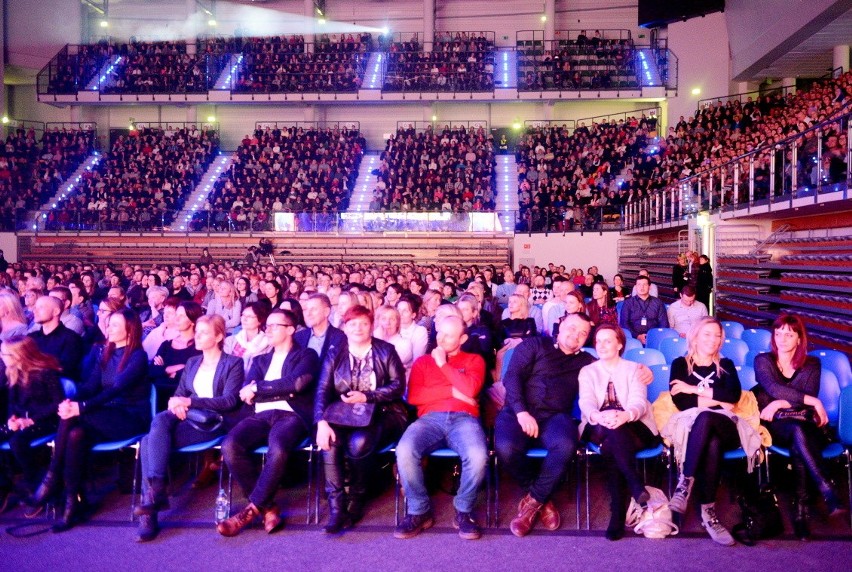 Piątkowy „Koncert Muzyki Filmowej” przyciągnął do hali CRS w...