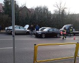 Wypadek w Zielonej Górze. Na Szosie Kisielińskiej zderzyły się toyota, bmw i skoda [ZDJĘCIA CZYTELNIKÓW]