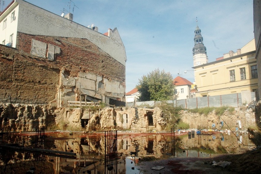 Tak powstawał Złoty Dom w Zielonej Górze. Zbudowano go na...