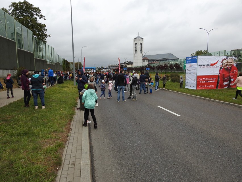 Białystok Biega 2019. Homeschool Run. Dzieci pobiegły na dystansach 100, 600 i 1000 metrów [ZDJĘCIA]