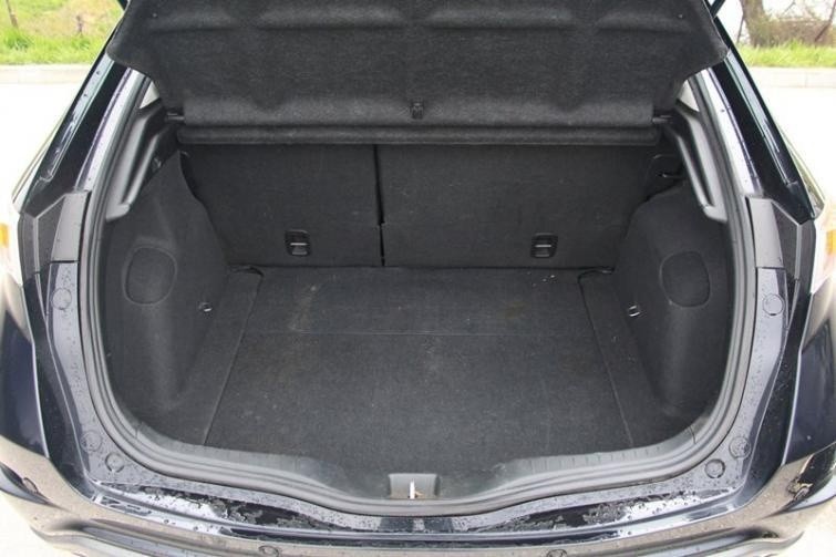 Honda Civic VIII 1.8 i-VTEC hatchback